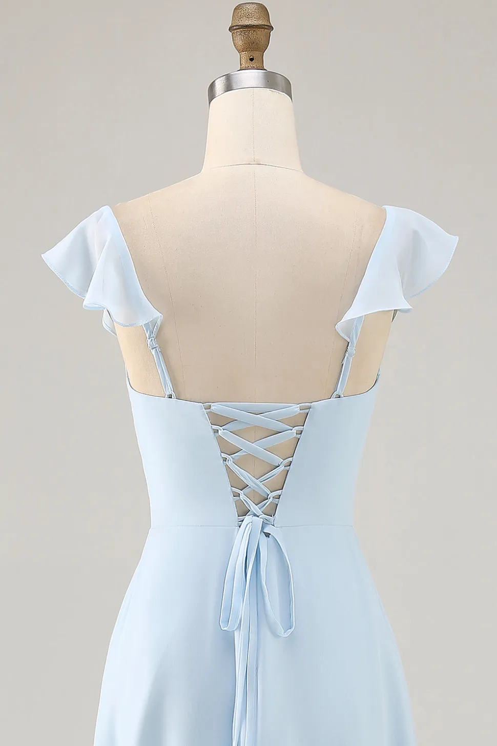 Sky Blue Ruffled Scoop Neck Um Vestido de Madrinha Linha