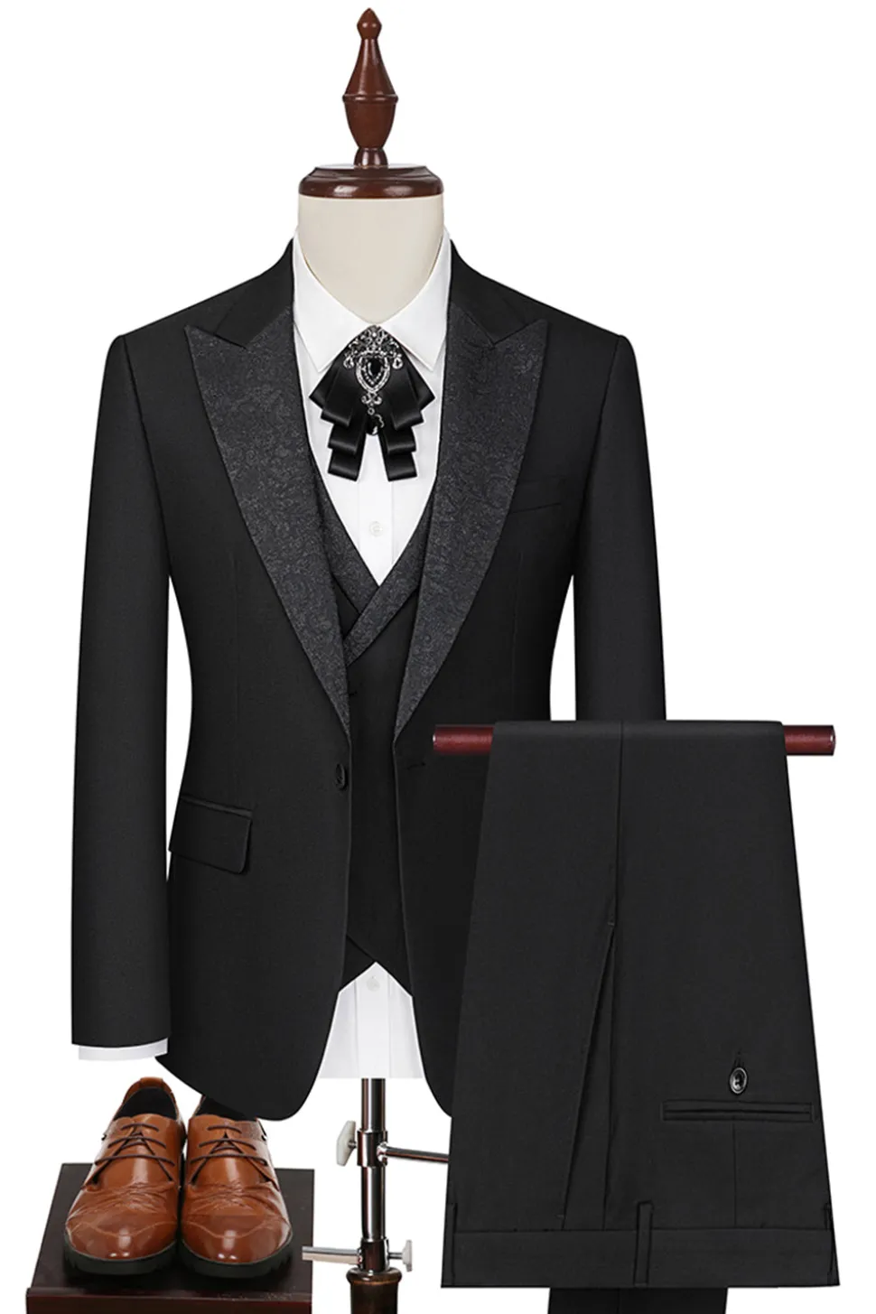 Slim Fit 3 Piece Pico Lapela Homens Ternos Preto