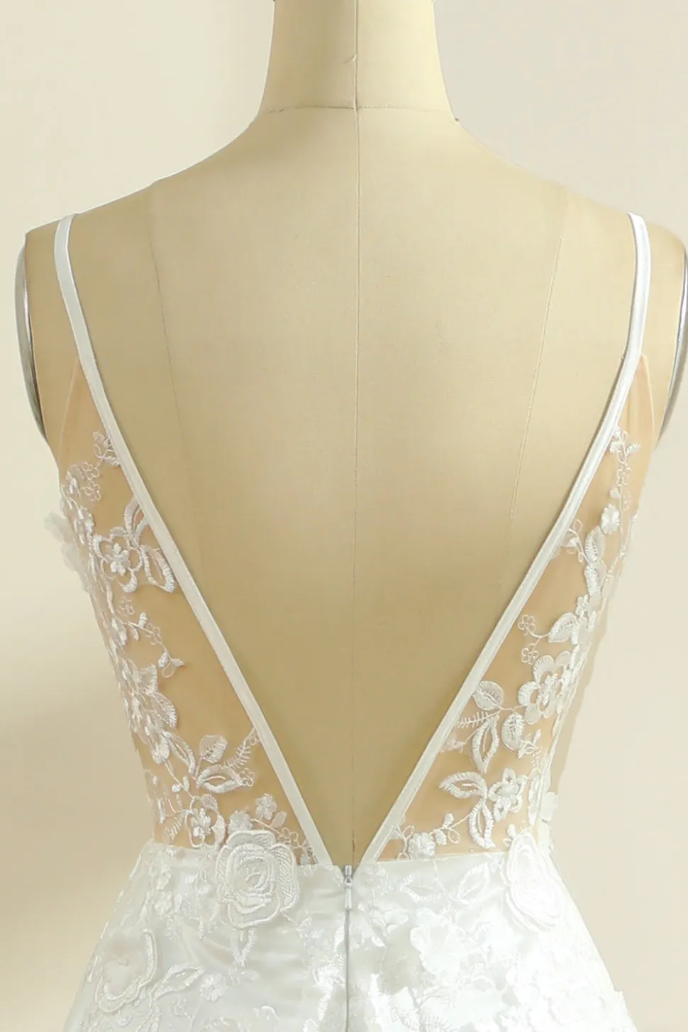 Spaghetti branco tiras vestido de noiva Boho com fenda