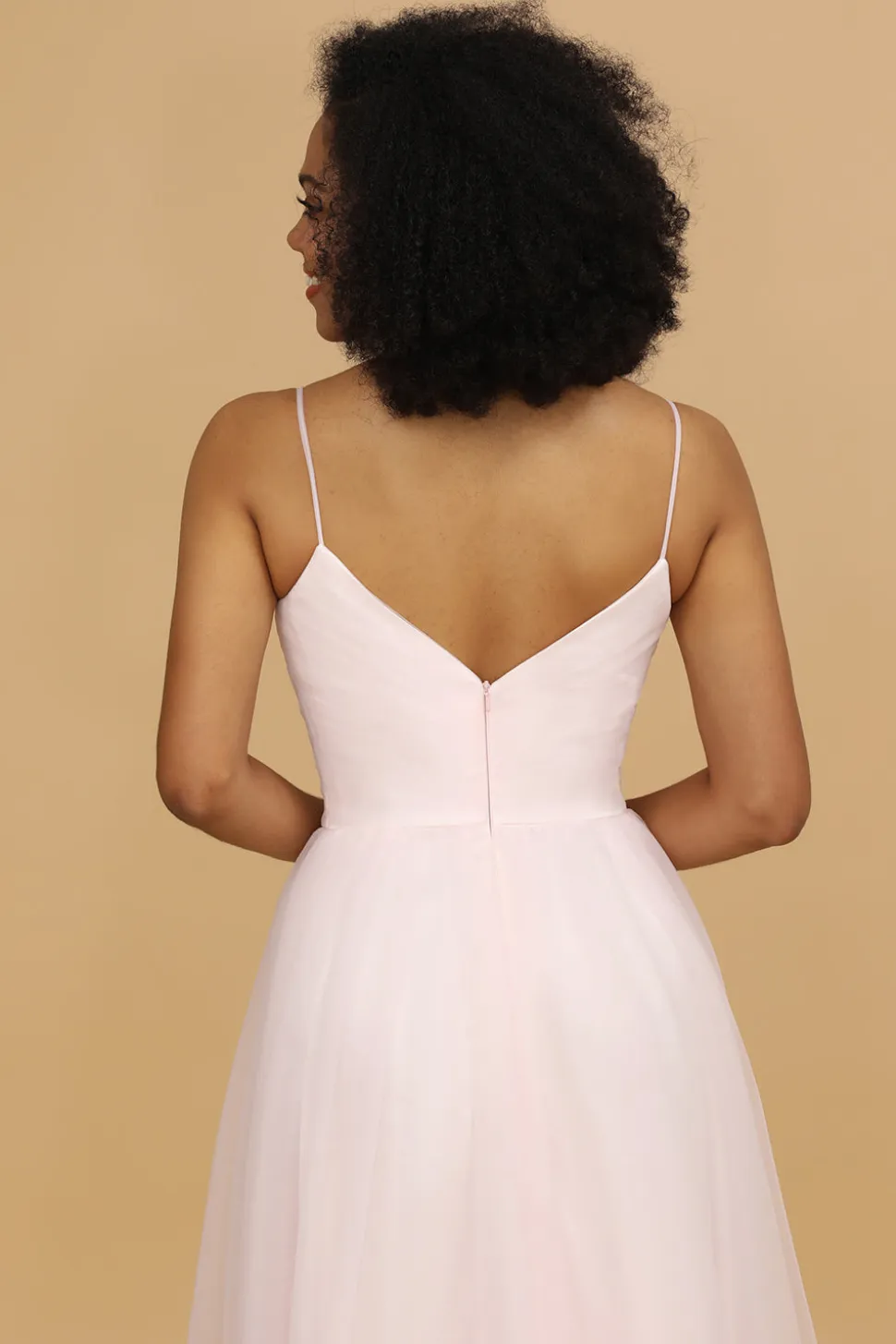 Spaghetti Cor-de-rosa tiras tulle vestido de dama de honra