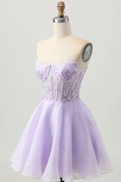 Sparkly A Line Strapless Sequins Lace Up Back Mini Lilás Homecoming Dress with Beading