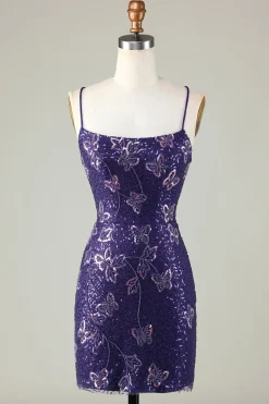 Sparkly Bainha Esparguete Correias Roxo Escuro Vestido Curto Homecoming com Criss Cross Back