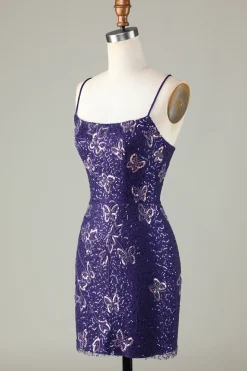 Sparkly Bainha Esparguete Correias Roxo Escuro Vestido Curto Homecoming com Criss Cross Back