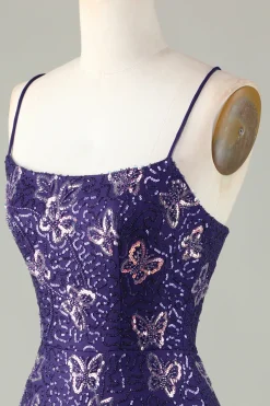 Sparkly Bainha Esparguete Correias Roxo Escuro Vestido Curto Homecoming com Criss Cross Back