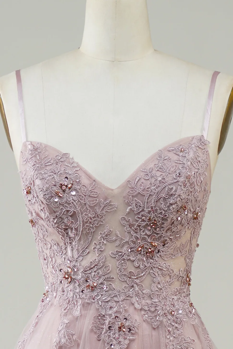 Sparkly Blush A-Line Tule Vestido Longo Baile de Formatura com Renda