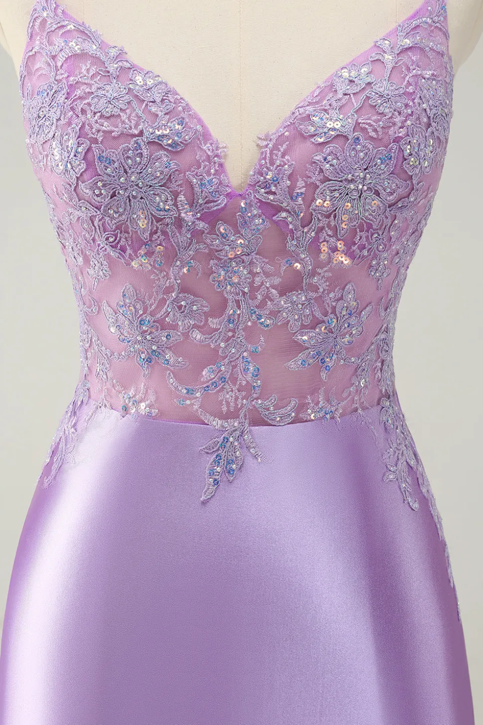 Sparkly Bodycon Lilac Esparguete Correias Homecoming Dress com Sequins