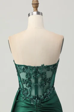 Sparkly Dark Green Espartilho sem alças Sequins Bodycon Homecoming Dress com Streamer