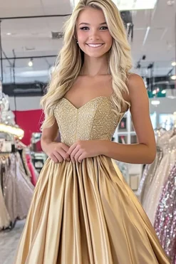 Sparkly Golden Uma linha querida vestido de baile com pregas