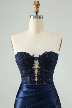 Sparkly Navy Bodycon Strapless Hollow out Homecoming Vestido com renda