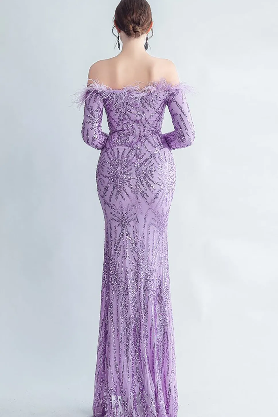 Sparkly Off The Shoulder Sequins Vestido de baile de formatura dourado com penas