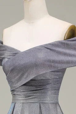Sparkly Off the Shoulder Uma linha de vestido de baile de princesa com pregas