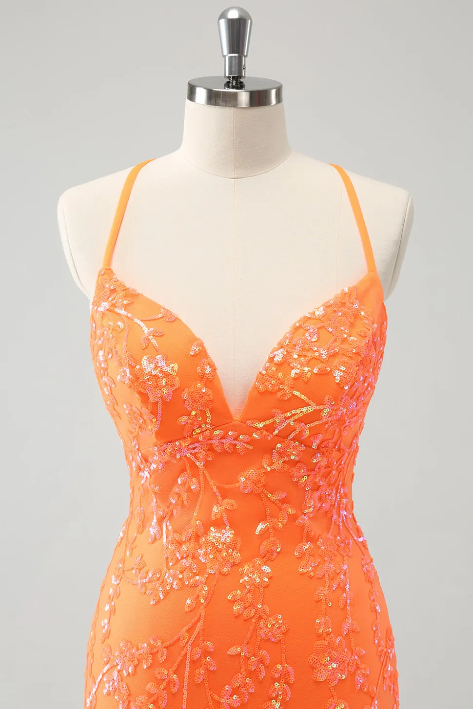 Sparkly Orange Lace-Up Back Tight Short Homecoming Dress com lantejoulas
