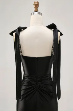 Sparkly Preto Tight Rhinestones Short Homecoming Dress com Fenda