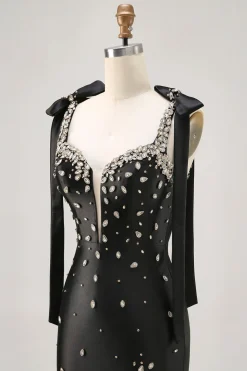 Sparkly Preto Tight Rhinestones Short Homecoming Dress com Fenda