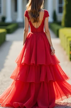 Sparkly Red A-Line Deep V Neck Ruffles Ball Gown com frisado
