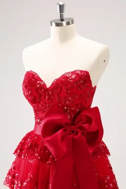 Sparkly Red A-Line Strapless Tiered Sequins Homecoming Dress com arco