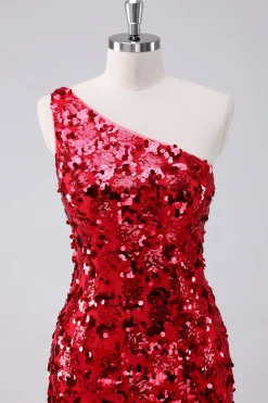 Sparkly Red One Shoulder Tight Short Homecoming Dress com lantejoulas