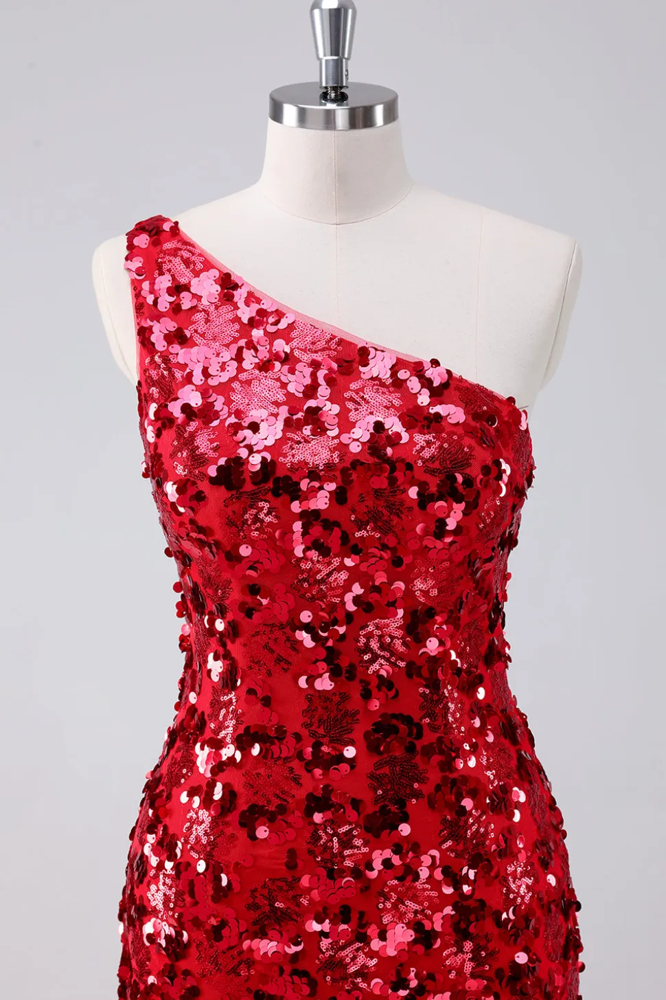 Sparkly Red One Shoulder Tight Short Homecoming Dress com lantejoulas