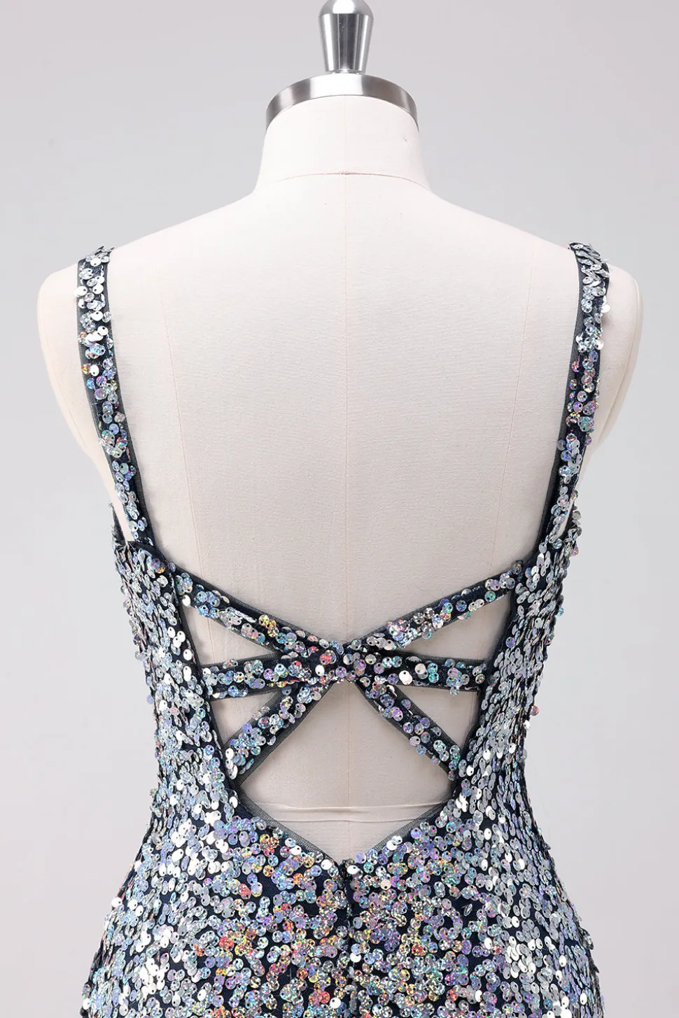 Sparkly Silver Bodycon V-Neck Vestido Curto Homecoming com Sequins