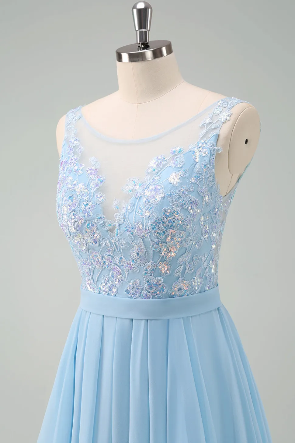 Sparkly Sky Blue Bateau Neck plissado longo vestido de dama de honra