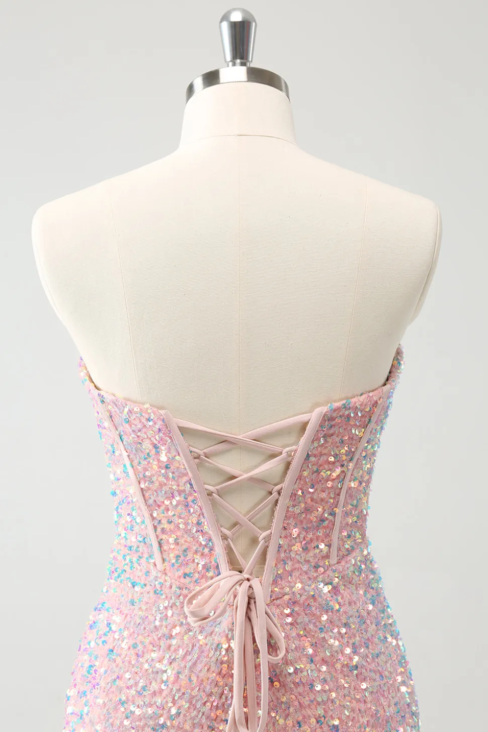 Sparkly Strapless Light Pink Tight Short Homecoming Dress com Sequins