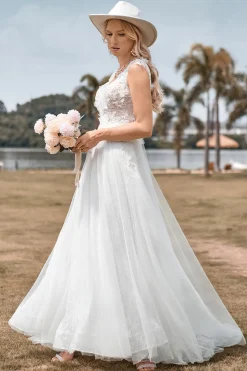 Sparkly Tule frisado marfim longo uma linha vestido de noiva