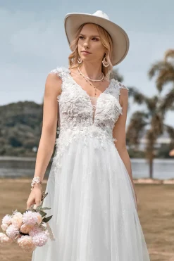 Sparkly Tule frisado marfim longo uma linha vestido de noiva
