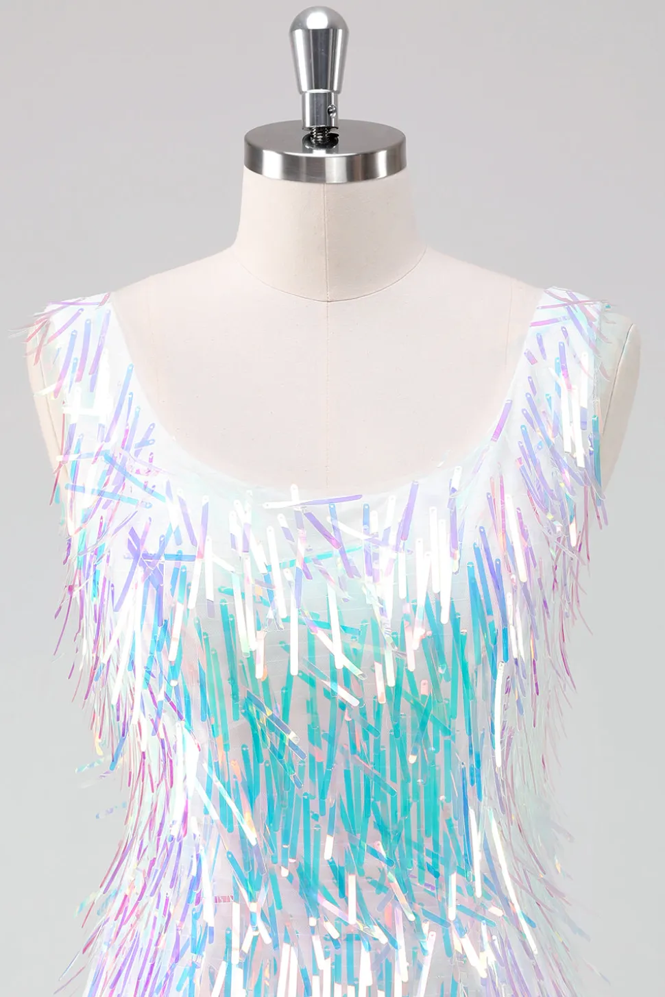 Sparkly White Scoop Neck Tight Short Homecoming Vestido com Tassels