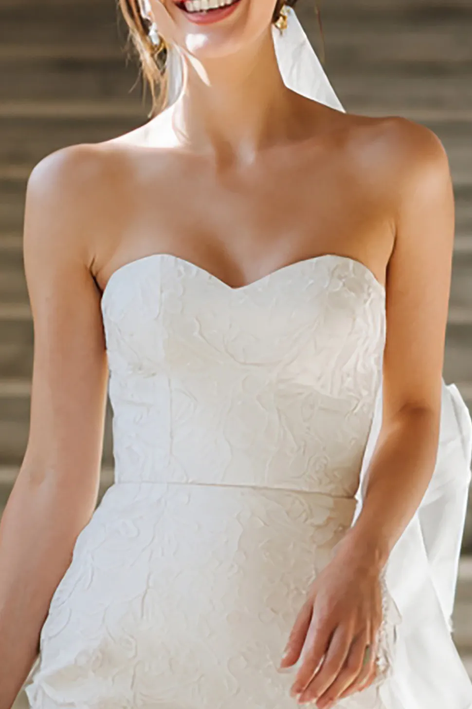 Strapless bainha branca curto Courthouse vestido de noiva