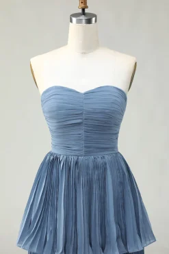 Strapless Dusty Blue A-Line plissado Tiered Long Bridesmaid Dress