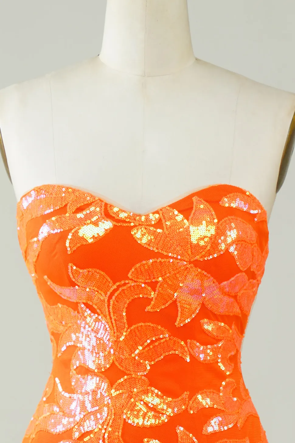 Strapless laranja apertado Homecoming vestido