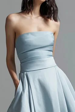 Strapless Sky Blue Uma linha de cetim vestido formal