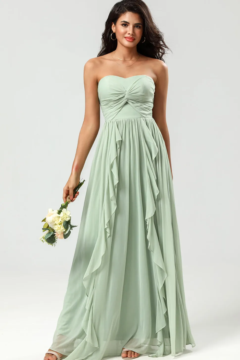 Strapless Uma linha Chiffon vestido verde dama de honra com plissado