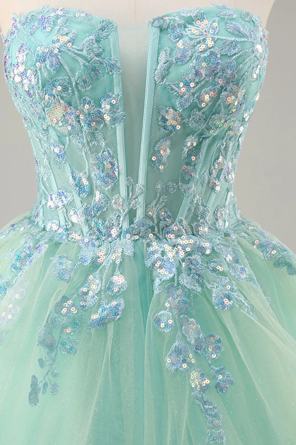 Strapless Uma linha verde espartilho longo vestido de baile com lantejoulas