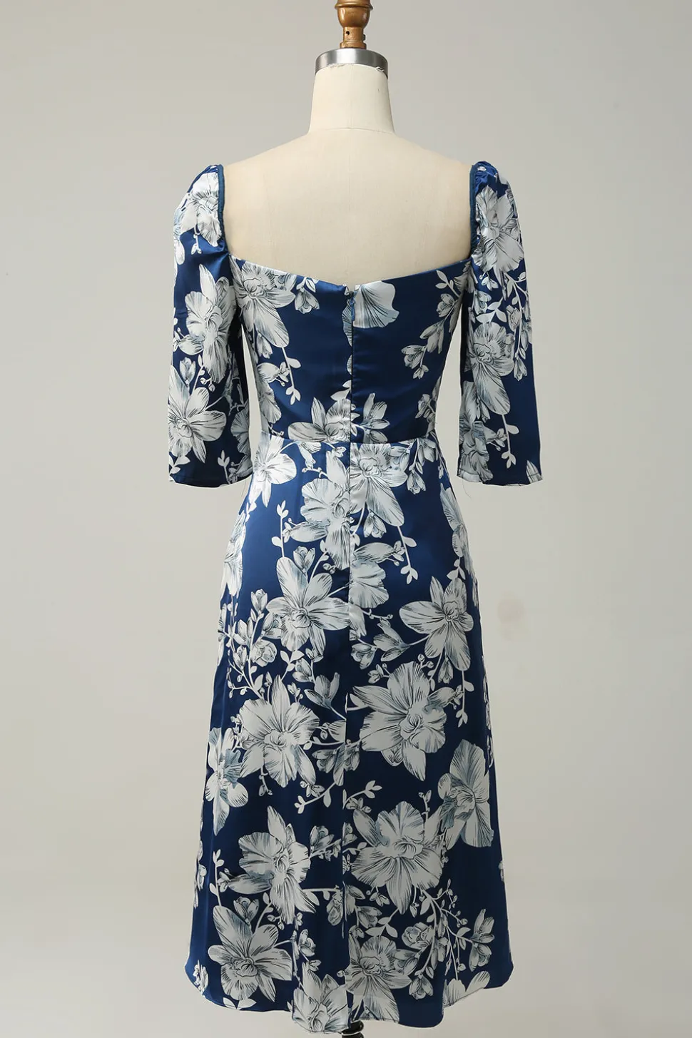 Tinta Azul Floral Tea-Length Vestido Madrinha com mangas