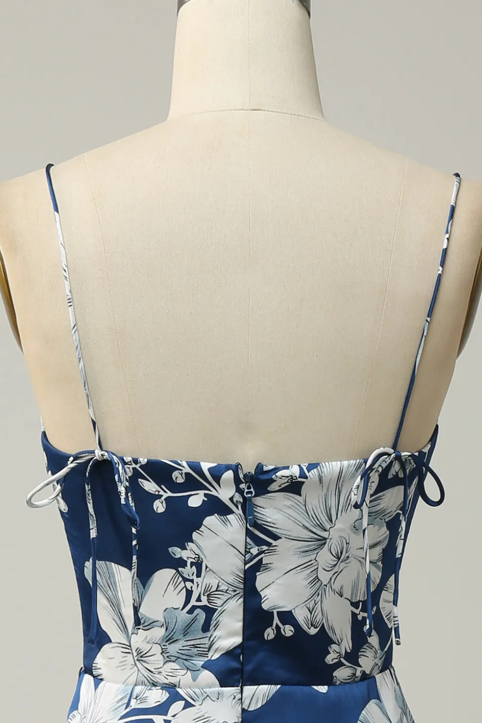 Tinta Azul Floral Tea-Length Vestido Madrinha