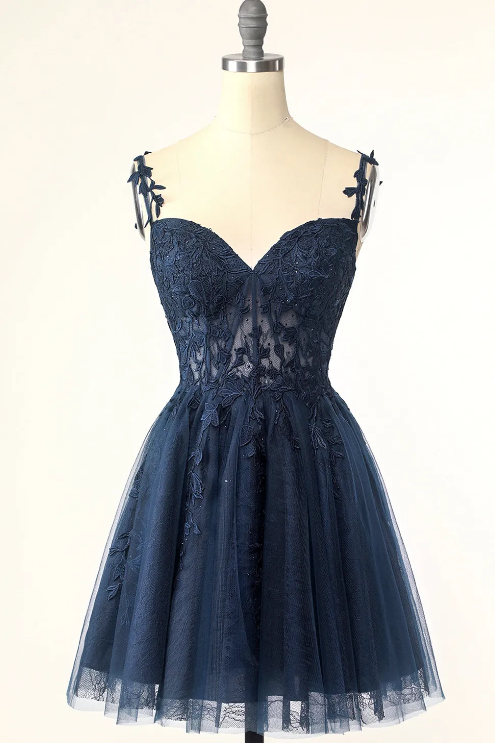 Tiras de espaguete da marinha curto vestido de homecoming com apliques
