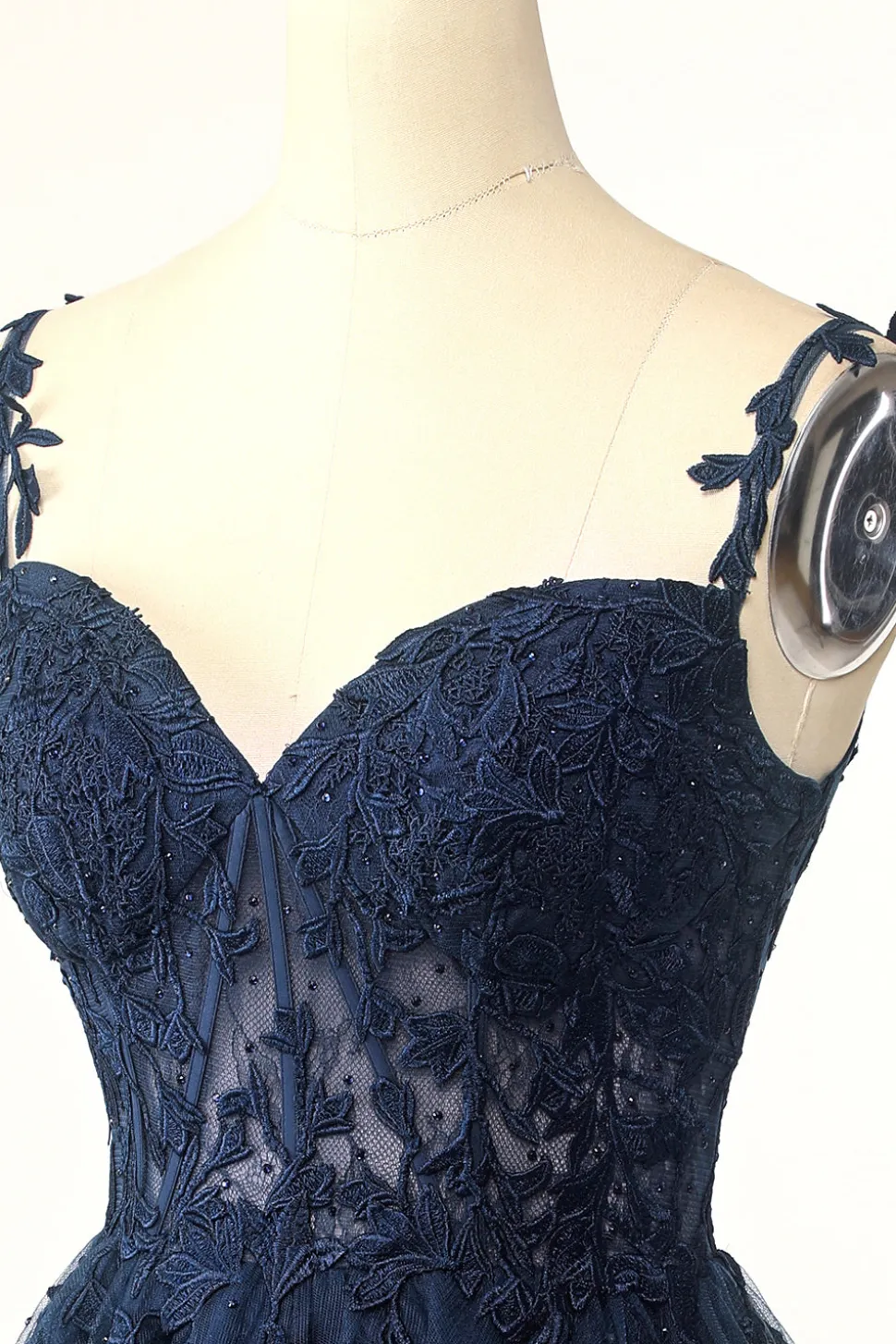 Tiras de espaguete da marinha curto vestido de homecoming com apliques