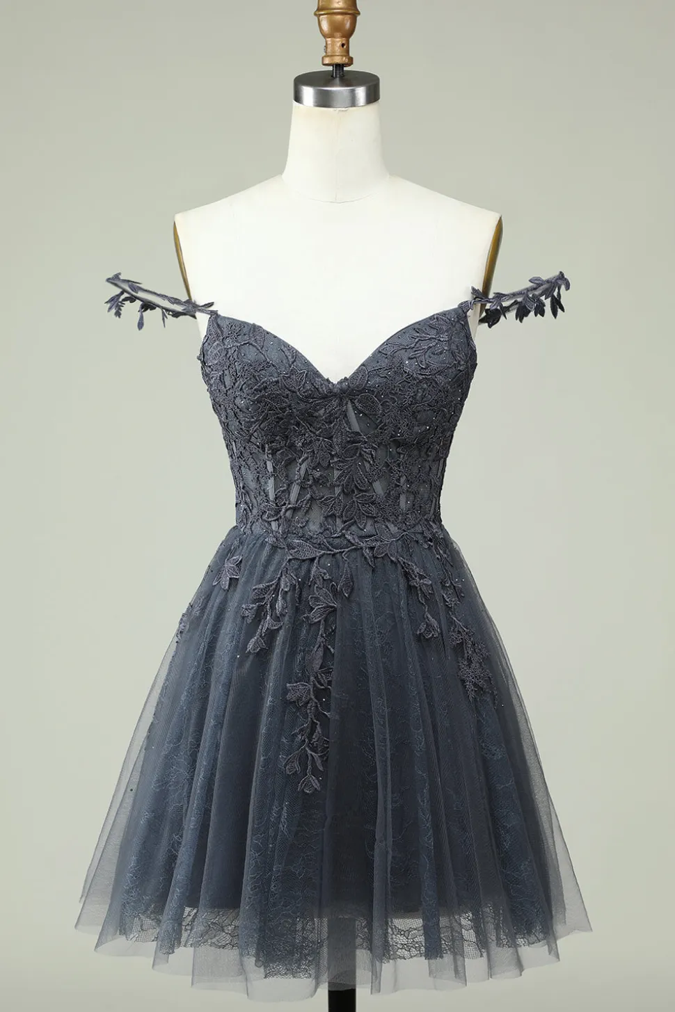 Tiras de espaguete da marinha curto vestido de homecoming com apliques
