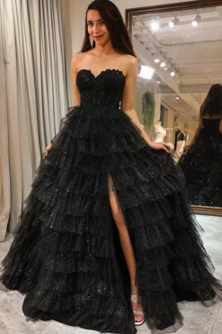Trendy A Line Sweetheart Black Corset Prom Dress com Folhos