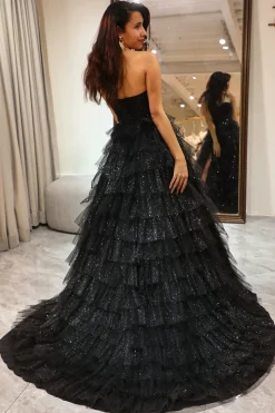 Trendy A Line Sweetheart Black Corset Prom Dress com Folhos