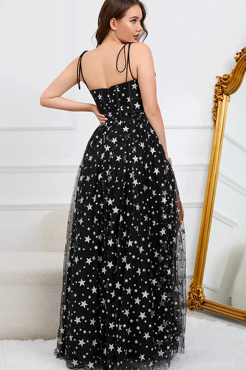 Tule A-Line Esparguete Correias Preto Vestido de Baile com Estrelas
