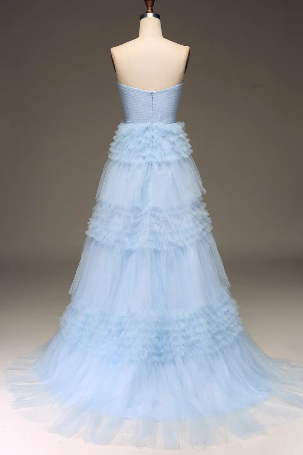 Tule Azul Claro Tiered Strapless Prom Dress com Fenda