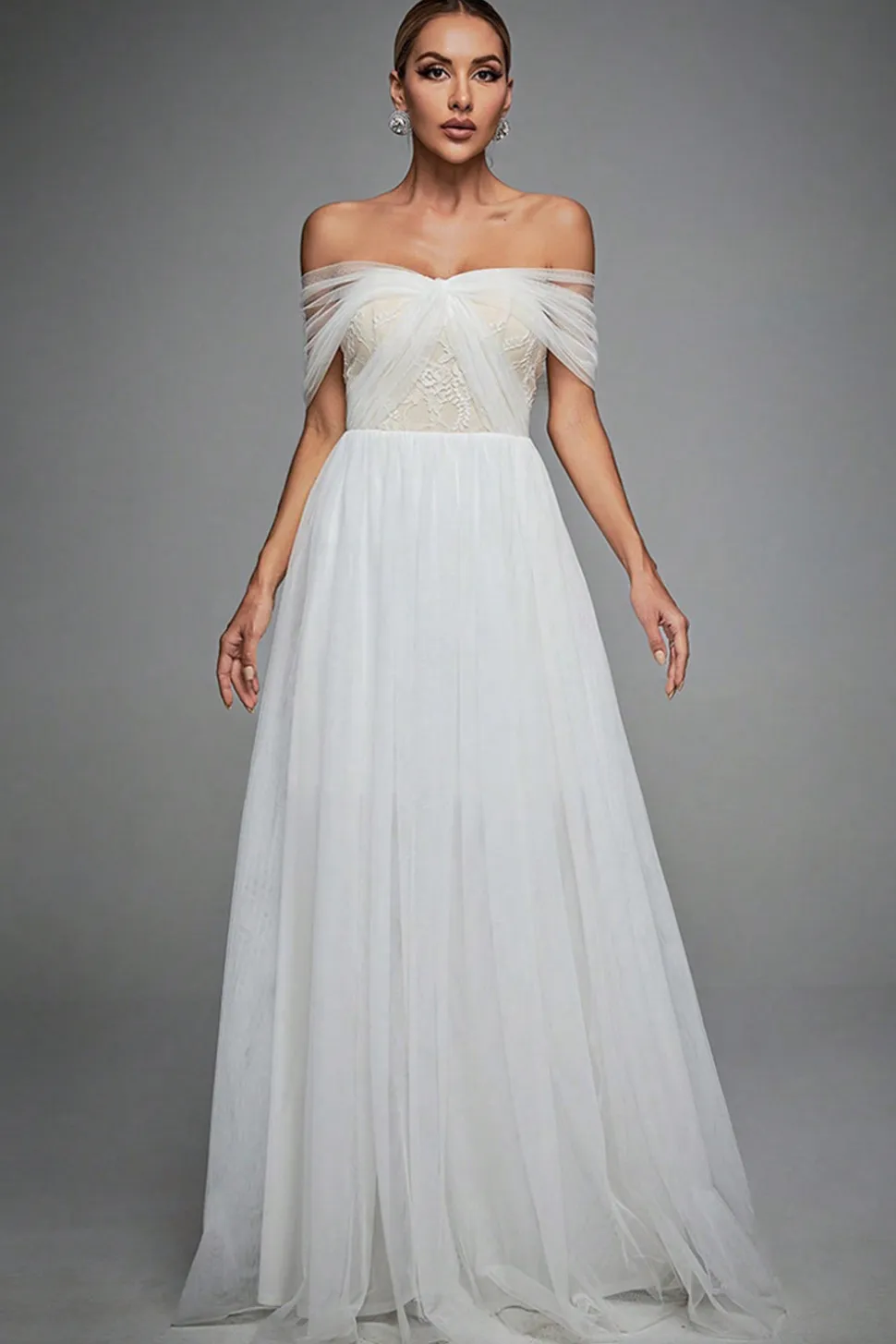 Tule Azul Fora do Ombro Um Vestido Formal Linha
