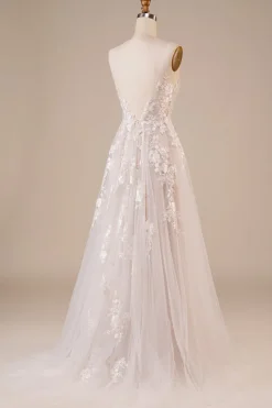 Tule Backless Marfim Vestido de Noiva Longo com Bordado