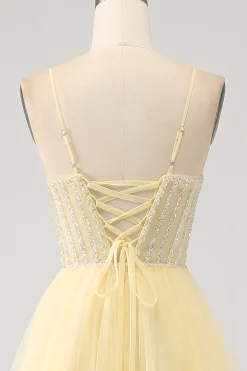 Tule frisado claro amarelo vestido de baile com fenda