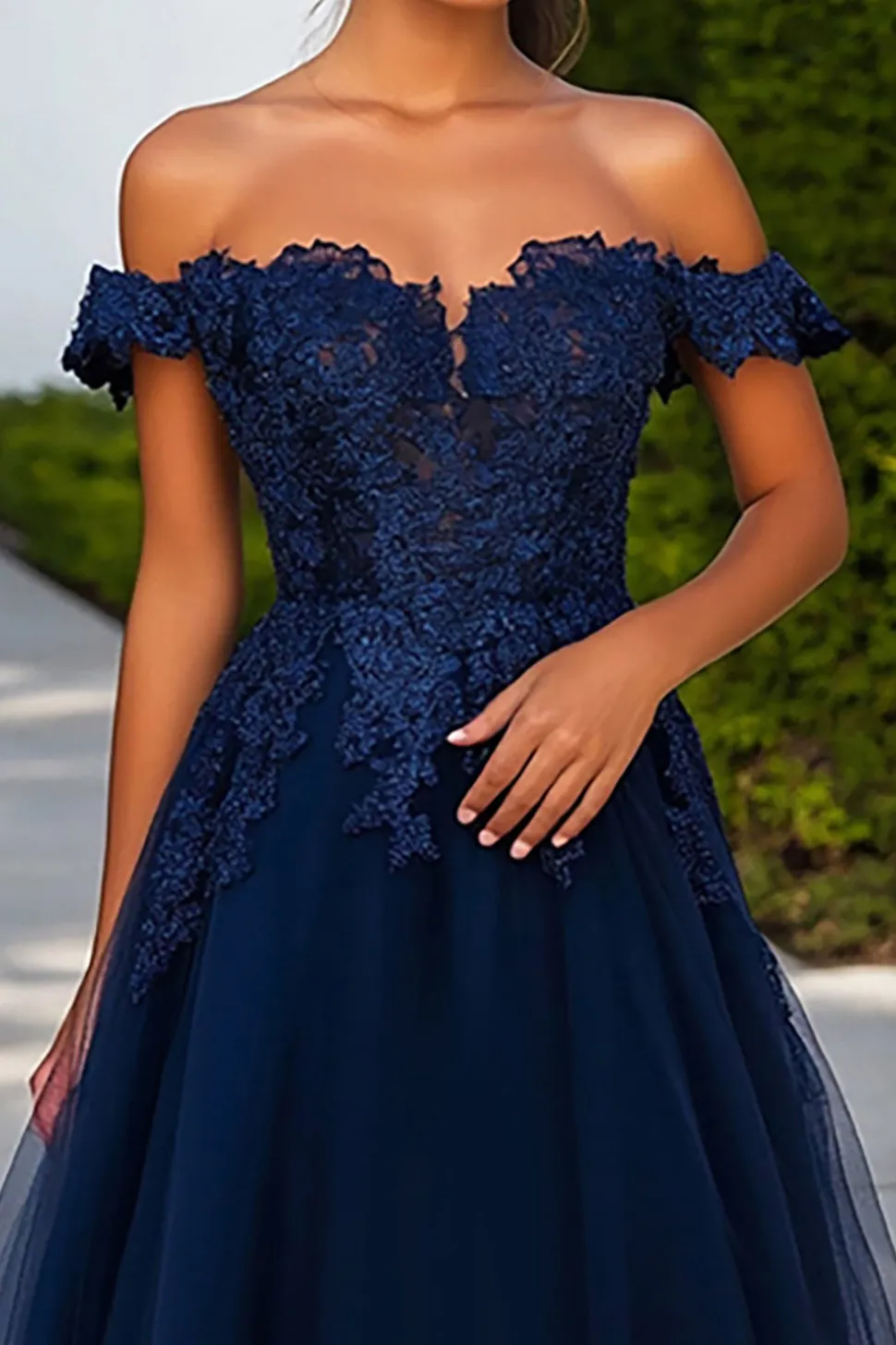 Tule Marinho Fora do Ombro A-Line Long Prom Dress com Appliques