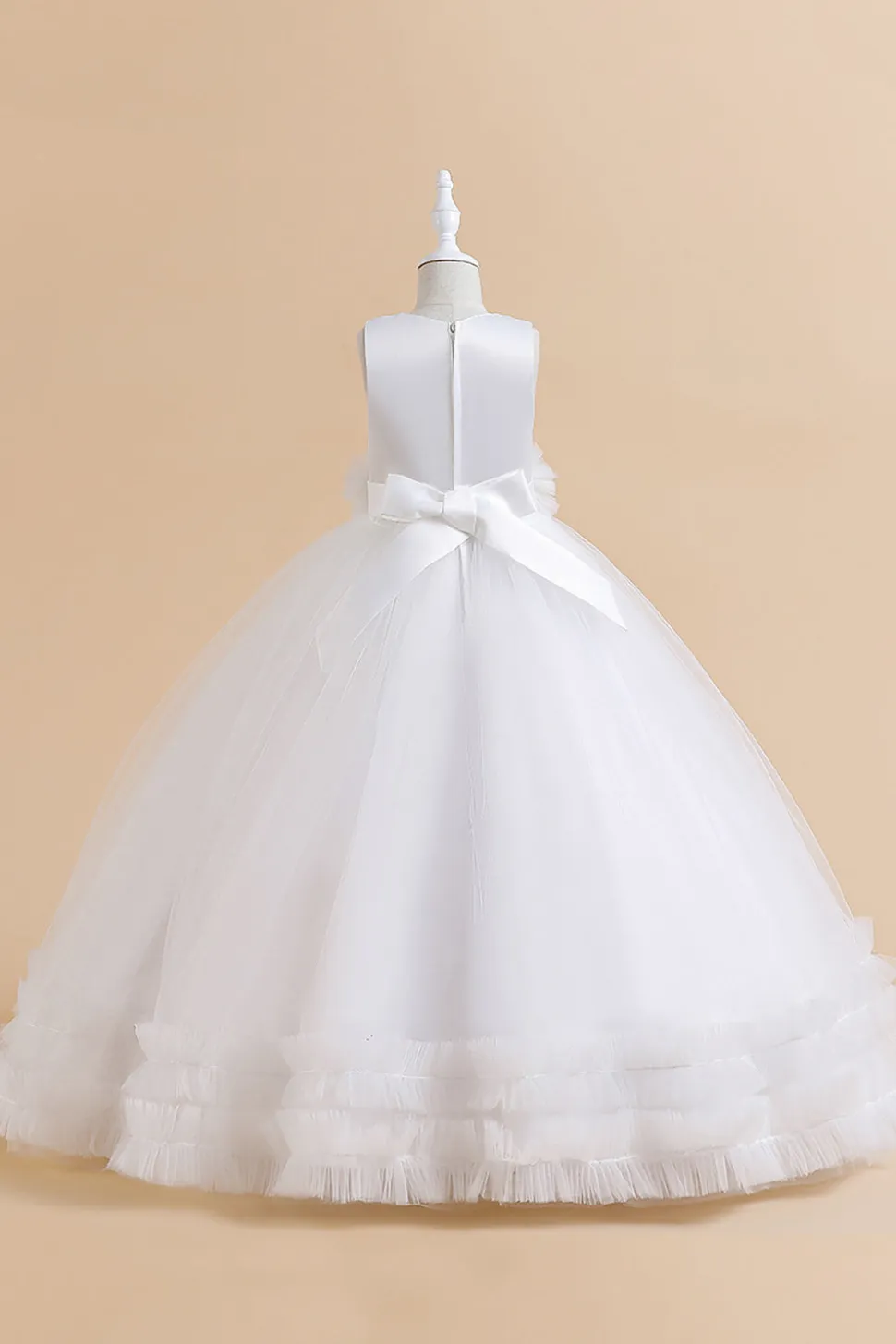Tule verde sem mangas Um vestido de menina linha com renda