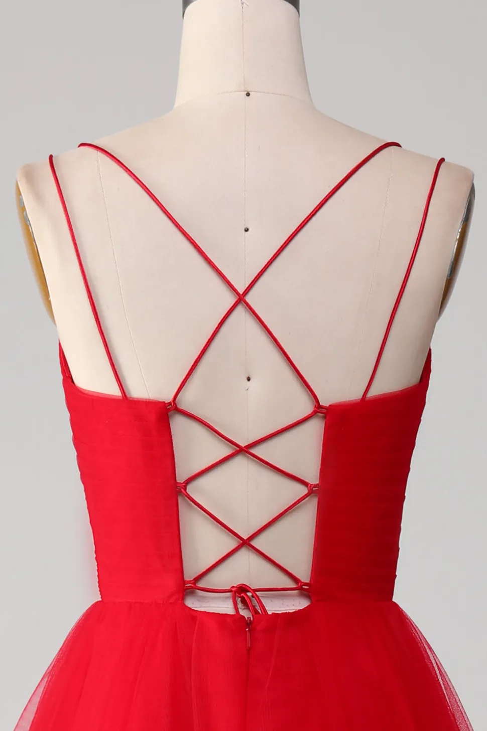 Tule Vermelho Plissado V-neck A-line Tie Back Prom Dress