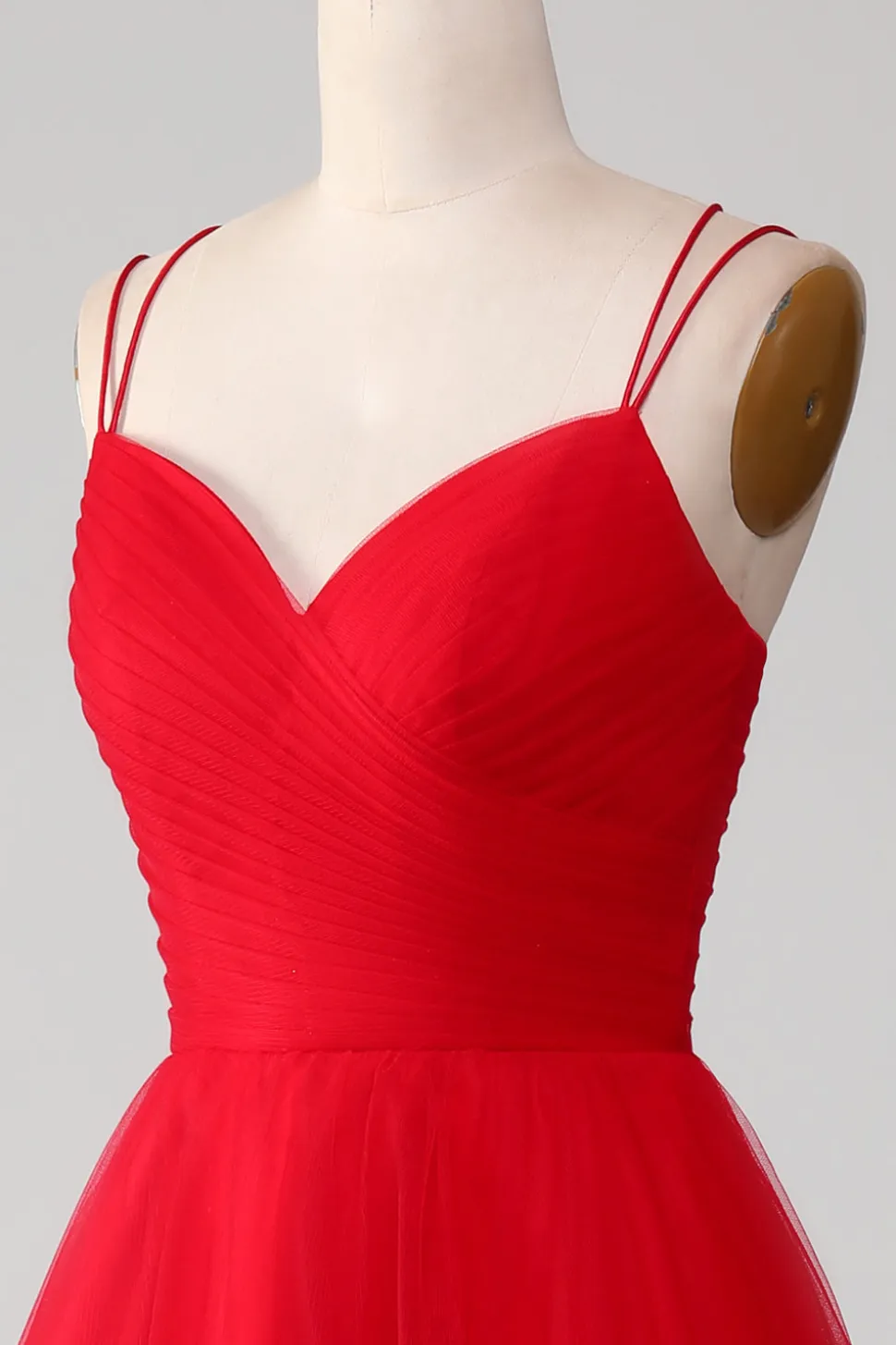 Tule Vermelho Plissado V-neck A-line Tie Back Prom Dress